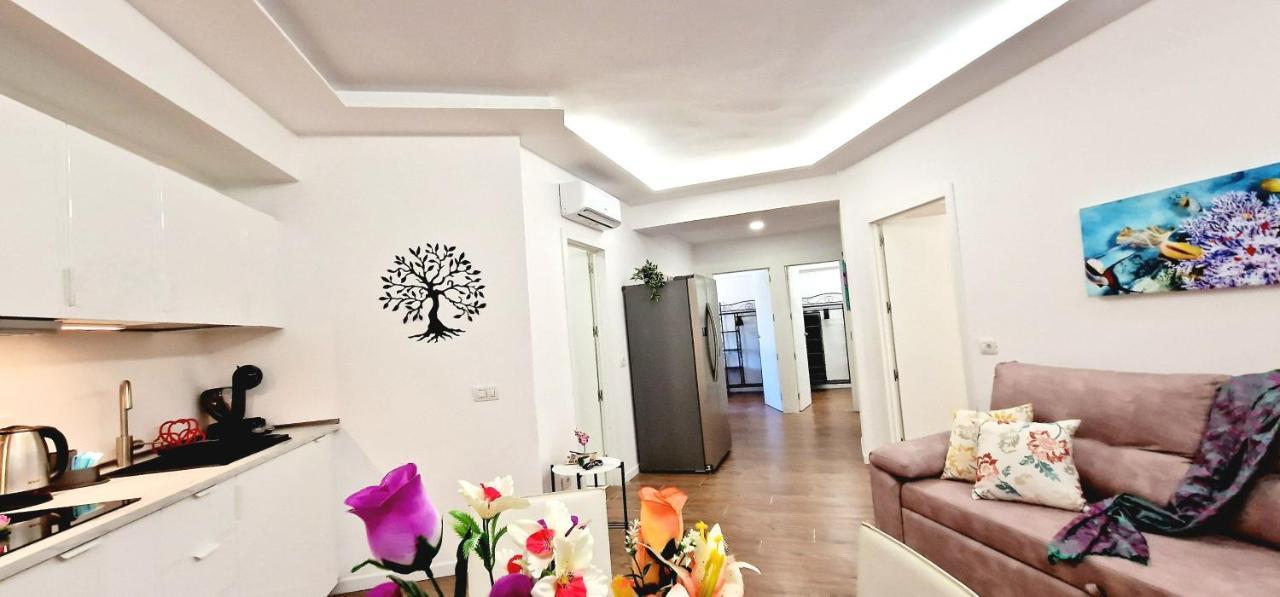 Fantastic 3 Bedroom Next Playa Las Americas & Wifi Free Playa Feñabe Buitenkant foto