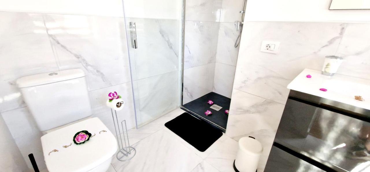 Fantastic 3 Bedroom Next Playa Las Americas & Wifi Free Playa Feñabe Buitenkant foto